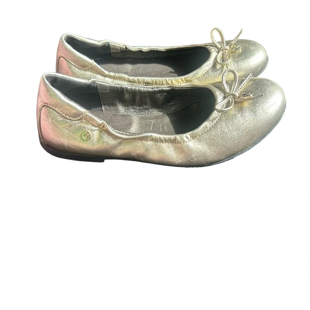 Naturino Gold Dress Shoes with Metallic Sheen kids